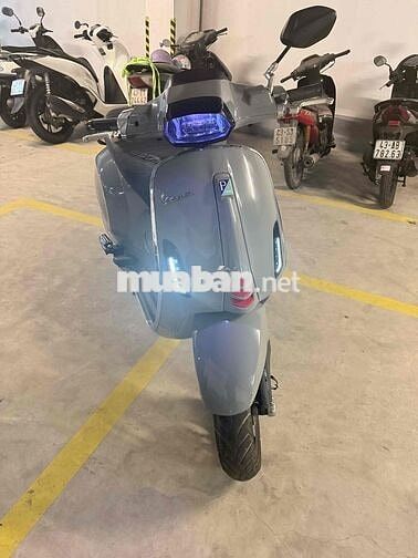 Piaggio Vespa Sprint Abs 150 Xám 9989 km