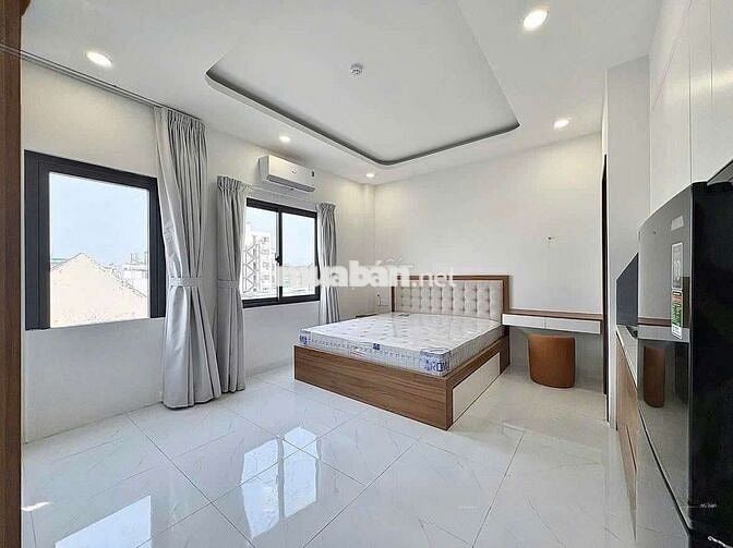 STUDIO CỬA SỔ LỚN FULL NỘI THẤT TẠI LÊ TRỰC