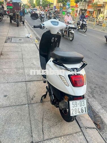 Piaggio Vespa 50cc 2024 Trắng 90%