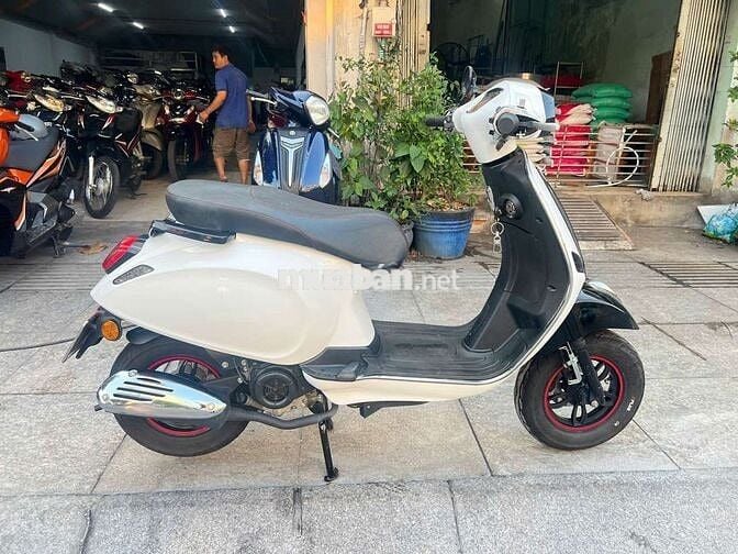 Piaggio Vespa 50cc 2024 Trắng 90%