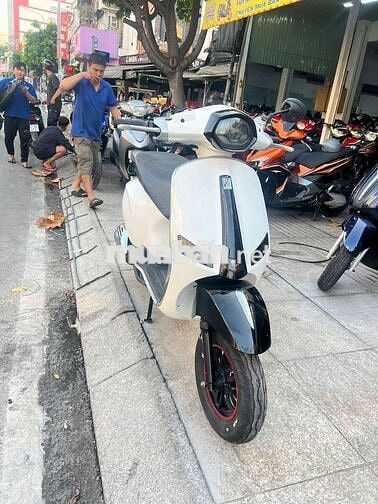 Piaggio Vespa 50cc 2024 Trắng 90%