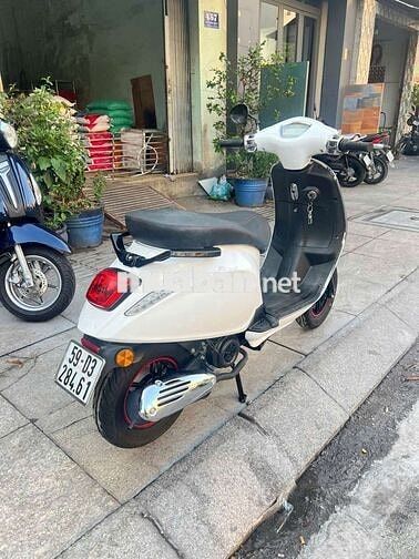 Piaggio Vespa 50cc 2024 Trắng 90%
