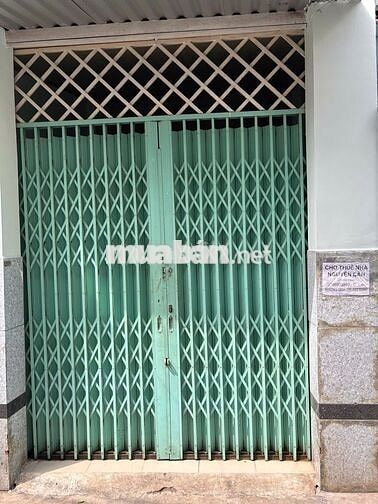 Nhà cho thuê nguyên căn hẻm 78/12 gần nhà thờ Xóm Chiếu (Q4 cũ)