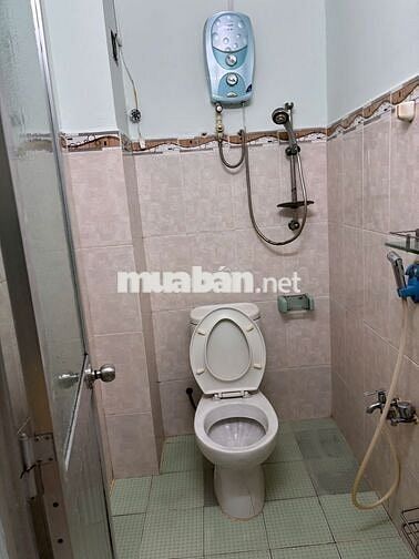 Nhà cho thuê nguyên căn hẻm 78/12 gần nhà thờ Xóm Chiếu (Q4 cũ)