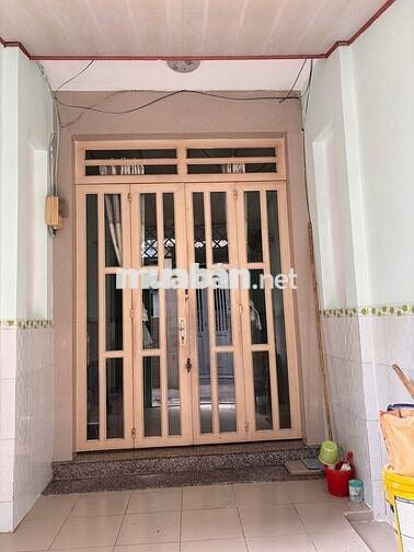 Nhà cho thuê nguyên căn hẻm 78/12 gần nhà thờ Xóm Chiếu (Q4 cũ)