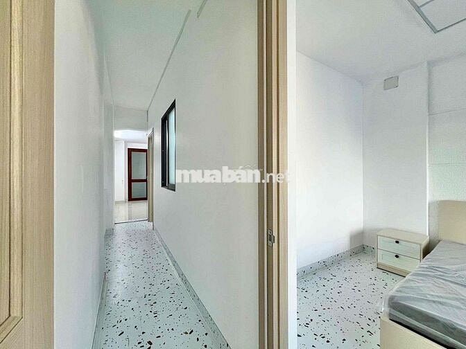 2PN1Wc mới xây 100% full nội thất máy giặt riêng nằm ngay chân cầu NVC