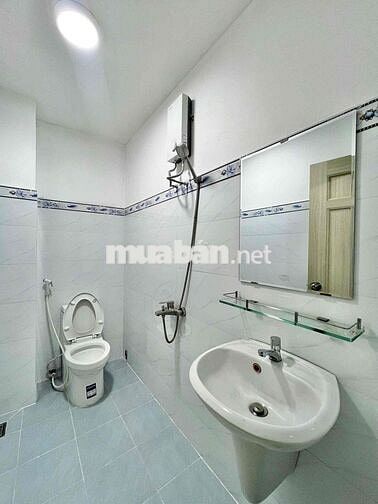 2PN1Wc mới xây 100% full nội thất máy giặt riêng nằm ngay chân cầu NVC