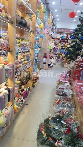 Nhà bán mặt tiền đường Phạm Văn Thuận sổ hồng gần 1500m2 giá 79 ty