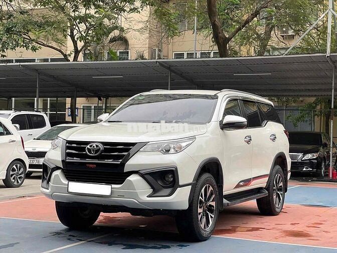 Toyota Fortuner 2.7L TRD sx 2019 màu trắng