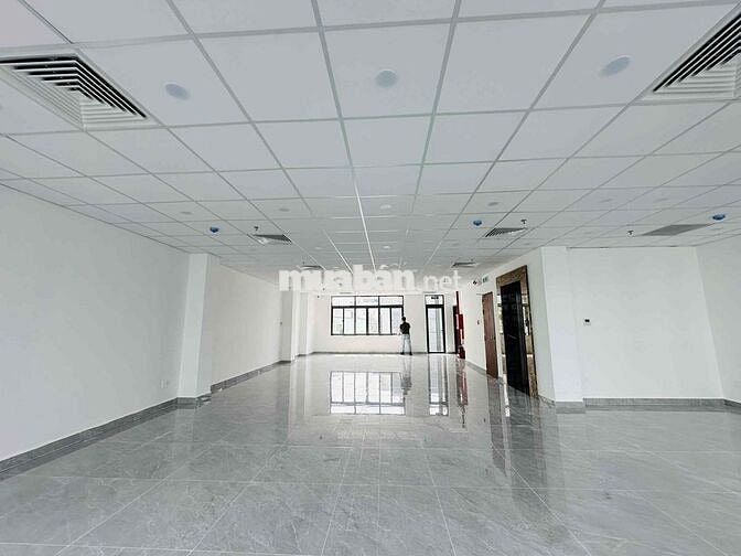 CHO THUÊ BUILDING MẶT TIỀN 10M – SƯ VẠN HẠNH, Q10