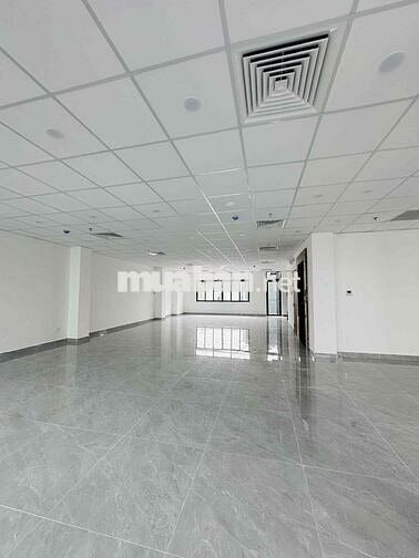 CHO THUÊ BUILDING MẶT TIỀN 10M – SƯ VẠN HẠNH, Q10