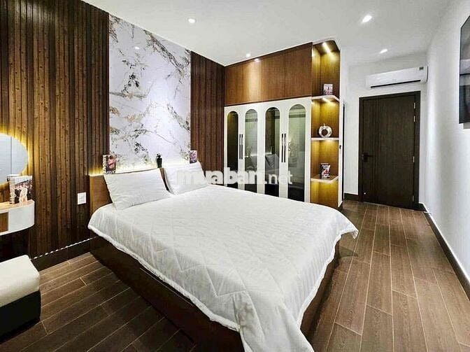 Nhà Mới, Hẻm 6m THẠCH LAM, 3 Tấm, 4 x 18m, 4 Phòng Ngủ, 3 WC