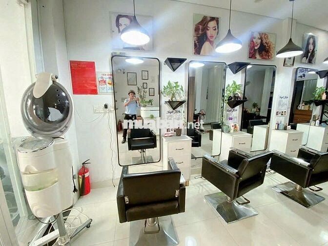 Mẹ em cần bán gấp nhà gần chợ Qui Đức, Giá 960Tr