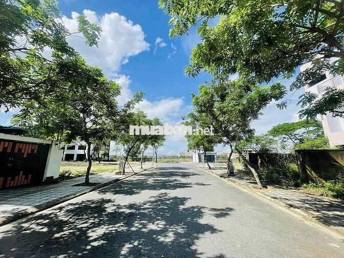 Bán lô đất 6x20,5=123m2, Cách Đại Học FPT 300m, Hạ tầng Dân Cư Đầy Đủ