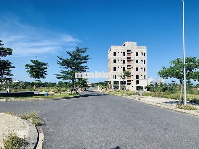Bán lô đất 6x20,5=123m2, Cách Đại Học FPT 300m, Hạ tầng Dân Cư Đầy Đủ