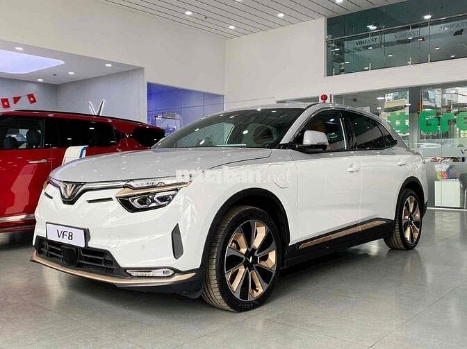 Xe điện Vinfast VF8 Plus 2025 Trắng