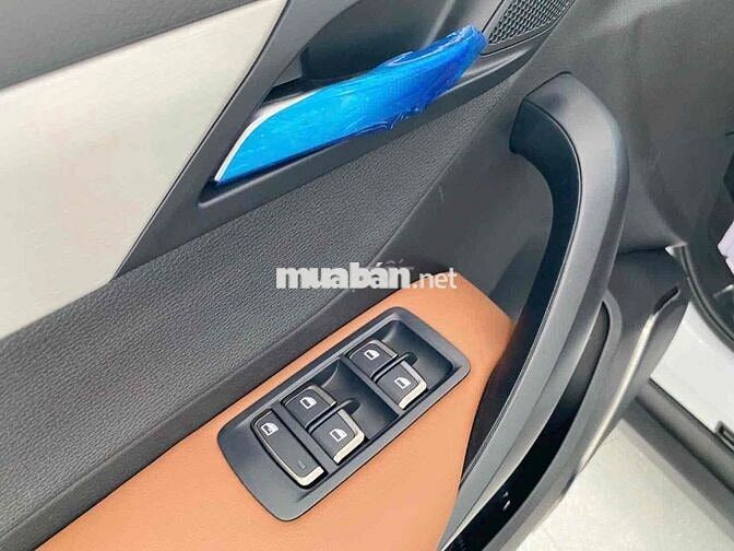 Xe điện Vinfast VF8 Plus 2025 Trắng
