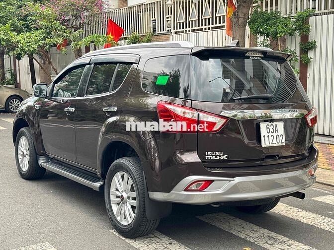 Isuzu MU-X 1.9 AT nhập Thái Lan model 2019