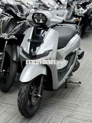 Honda Stylo Đen Mới 100%
