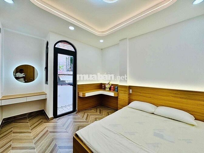 Chính chủ bán nhà mới 3 tầng ngay chợ Bà Chiểu p1 BT