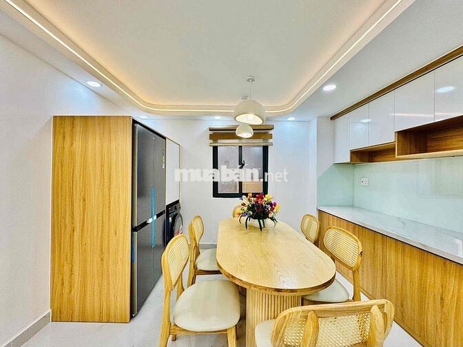 Chính chủ bán nhà mới 3 tầng ngay chợ Bà Chiểu p1 BT