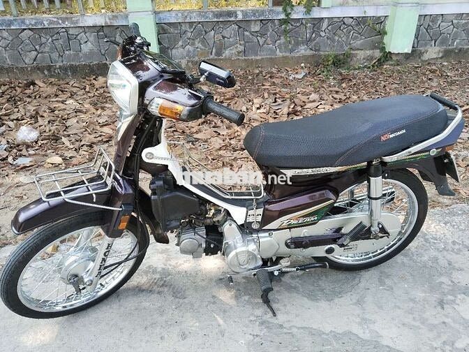Honda Dream 50 màu Nâu