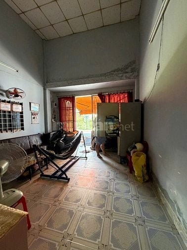 Cần bán gấp giảm giá - Nhà hẻm 111 Lê Đình Cẩn, P Tân Tạo