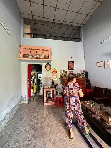 Cần bán gấp giảm giá - Nhà hẻm 111 Lê Đình Cẩn, P Tân Tạo
