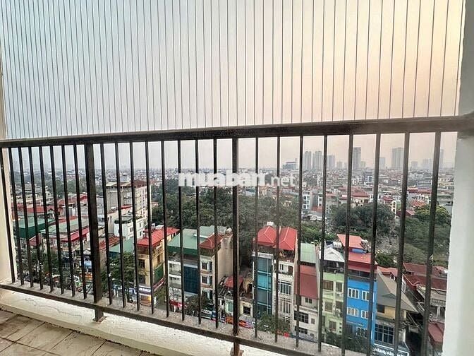 CC 89 PHÙNG HƯNG ( VIỆN QUÂN Y 103 ) HĐ CHÍNH CHỦ BÁN CĂN 3PN TẦNG 9 