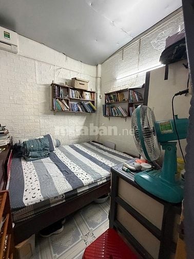 Cần bán gấp giảm giá - Nhà hẻm 111 Lê Đình Cẩn, P Tân Tạo