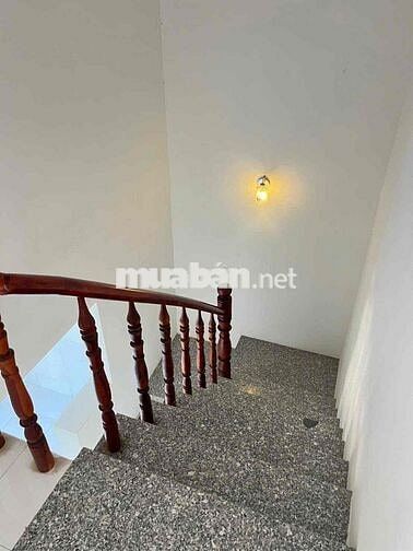 Nhà 1 Lầu 4 x 10m Ngay Ngã Ba Tân Kim Vào 250m. Sổ Hồng Riêng