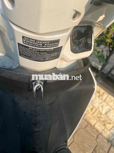 Honda Vision 2019 màu Trắng