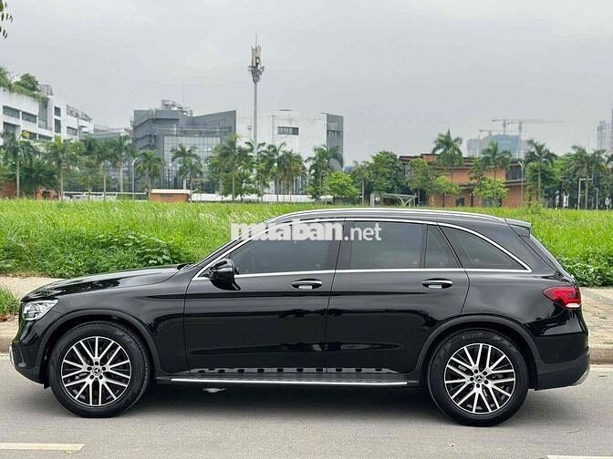 Siêu phẩm GLC200 4matic 8/2023 siêu mới nhìn là mê