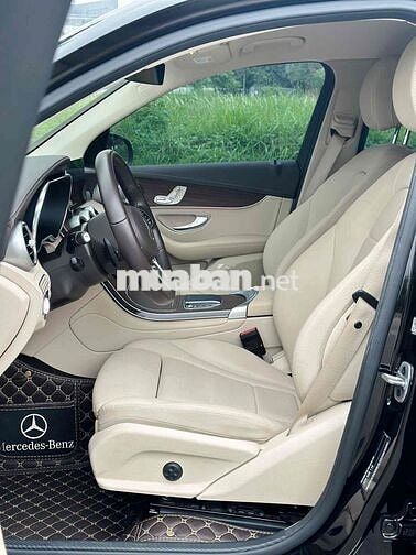 Siêu phẩm GLC200 4matic 8/2023 siêu mới nhìn là mê
