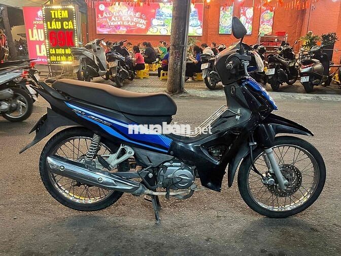 Honda Blade Đen xanh