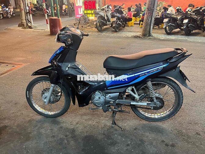 Honda Blade Đen xanh