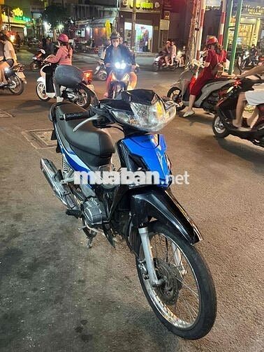 Honda Blade Đen xanh