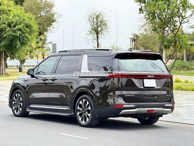 🆕 KIA CARNIVAL 2.2Diesel " Signature " [  Sản xuất : 2022 Model 2023 