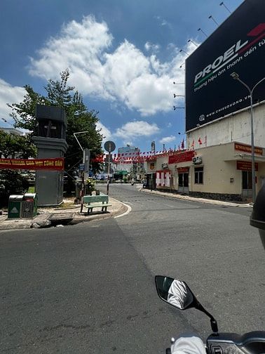 Bán nhà 574/6 Trường Chinh (111 Tân Hải), đi bộ ra Etown; lộ giới 8m