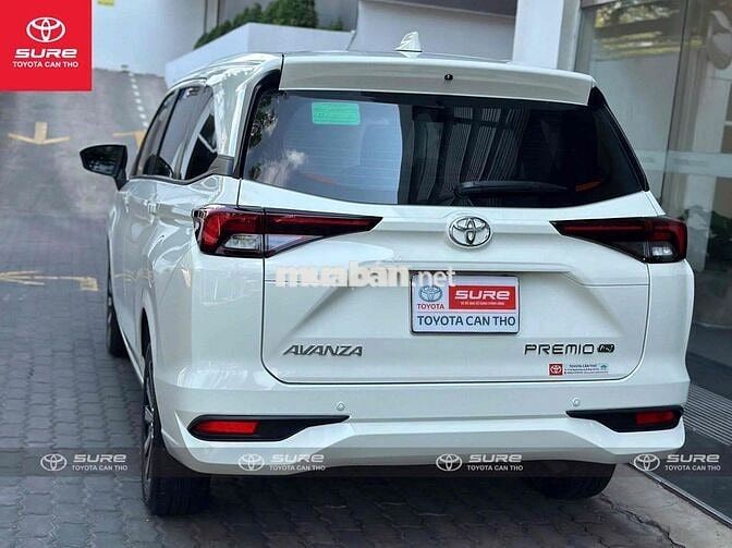 Toyota Avanza Premio 2025 1.5G Trắng 14.000km