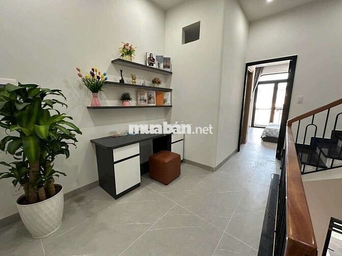 Bán nhà 3 tàng 3 mê k164 Nguyễn Chánh , kiệt 5m , sát biển giá cực tốt