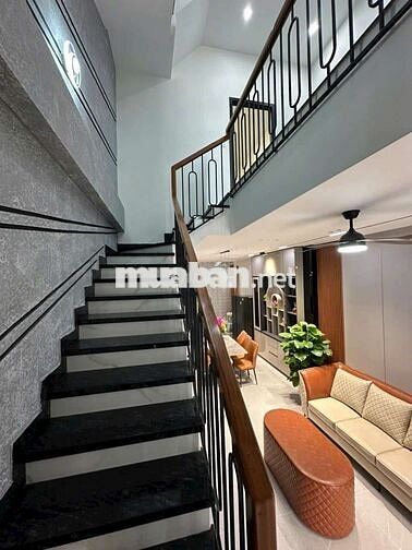 Bán nhà 3 tàng 3 mê k164 Nguyễn Chánh , kiệt 5m , sát biển giá cực tốt