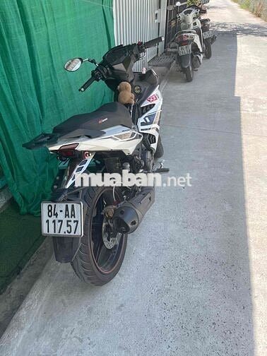 Yamaha Exciter 150 Trắng Thể thao