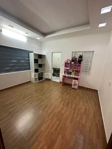 ⛔ Cho Thuê Nhà 3 Tầng 3PN. 4WC Sân OTO - Gần Đỗ Xuân Hợp - Quận 9 
