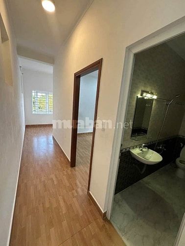 ⛔ Cho Thuê Nhà 3 Tầng 3PN. 4WC Sân OTO - Gần Đỗ Xuân Hợp - Quận 9 