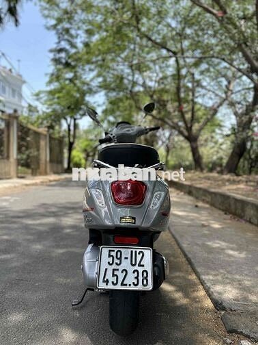 Piaggio Vespa 125cc 2021 Xám 844.6 km
