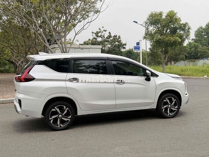Mitsubishi Xpander Premium 2022 ĐKLĐ 4/2023