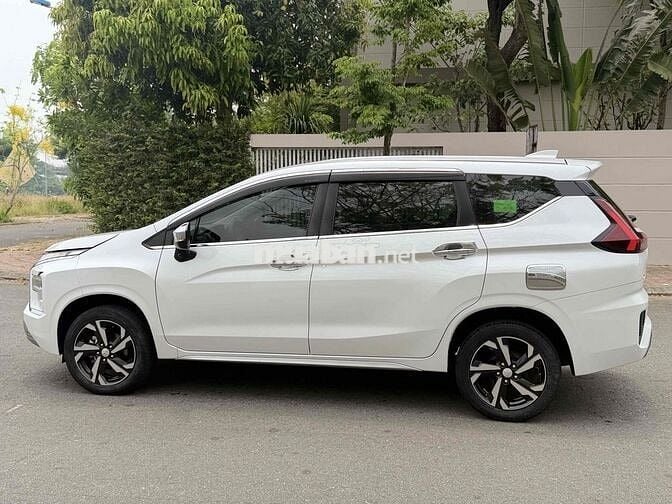 Mitsubishi Xpander Premium 2022 ĐKLĐ 4/2023