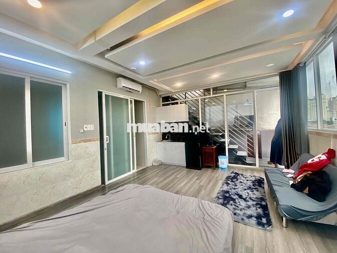 CHO THUÊ CĂN HỘ VIEW KÍNH SIU ĐẸP NẰM SÁT BÊN QUẬN 1