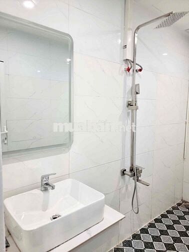 🏡 Cho thuê nhà đẹp gần Chu Huy Mân   2PN, 2WC – rộng, thoáng    💰 17 t